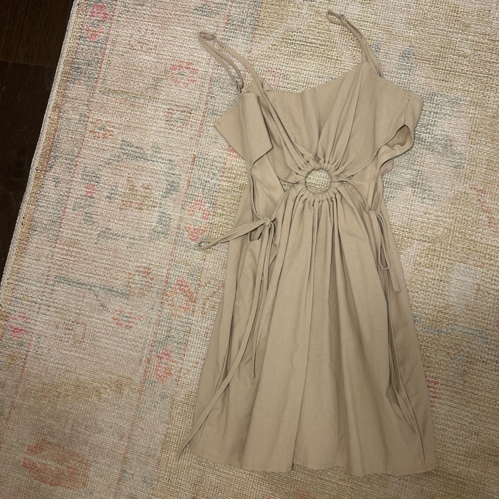 MISGUIDED/ASOS CUT OUT DRESS - Picture 4 of 4